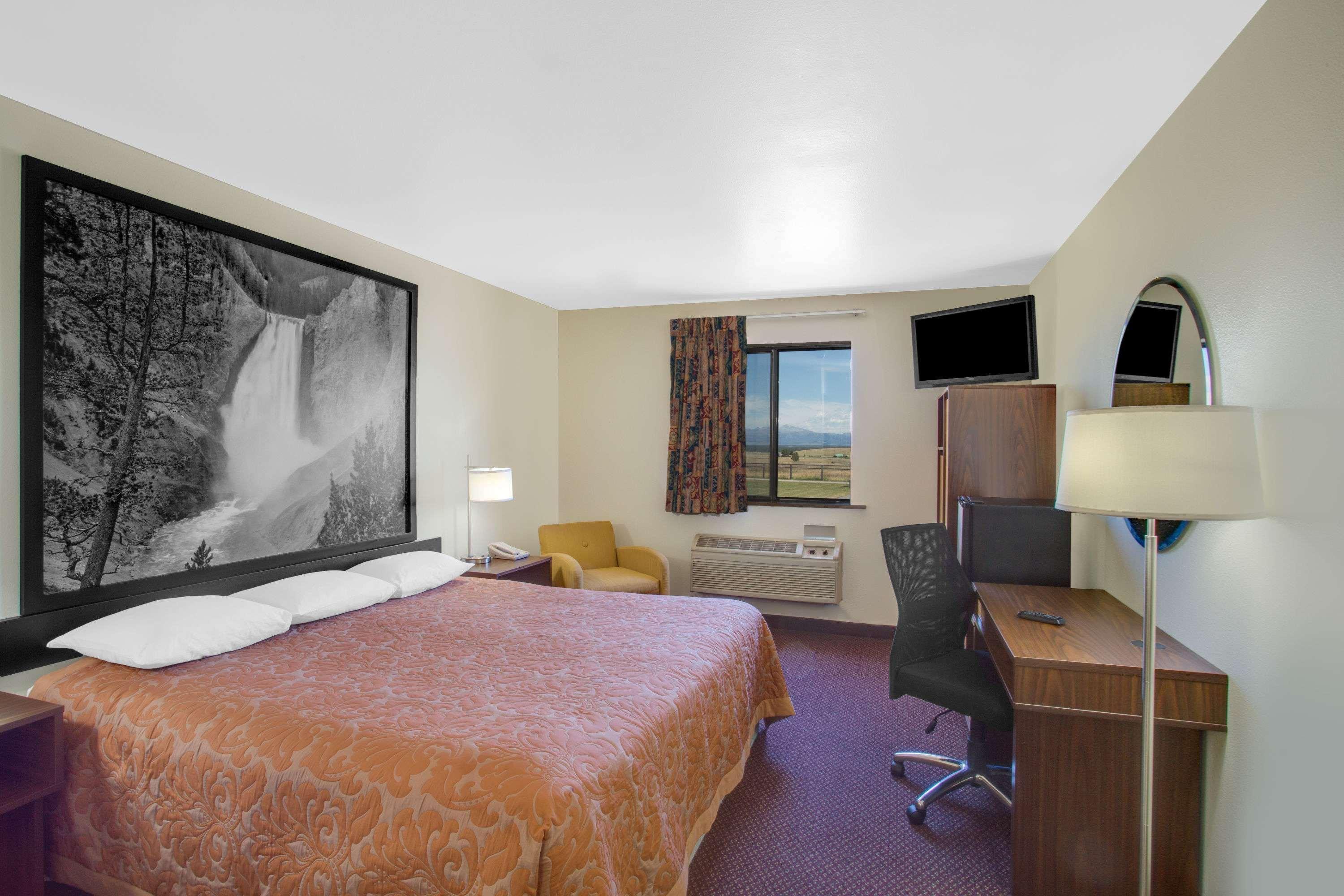 Super 8 By Wyndham West Yellowstone Exterior foto